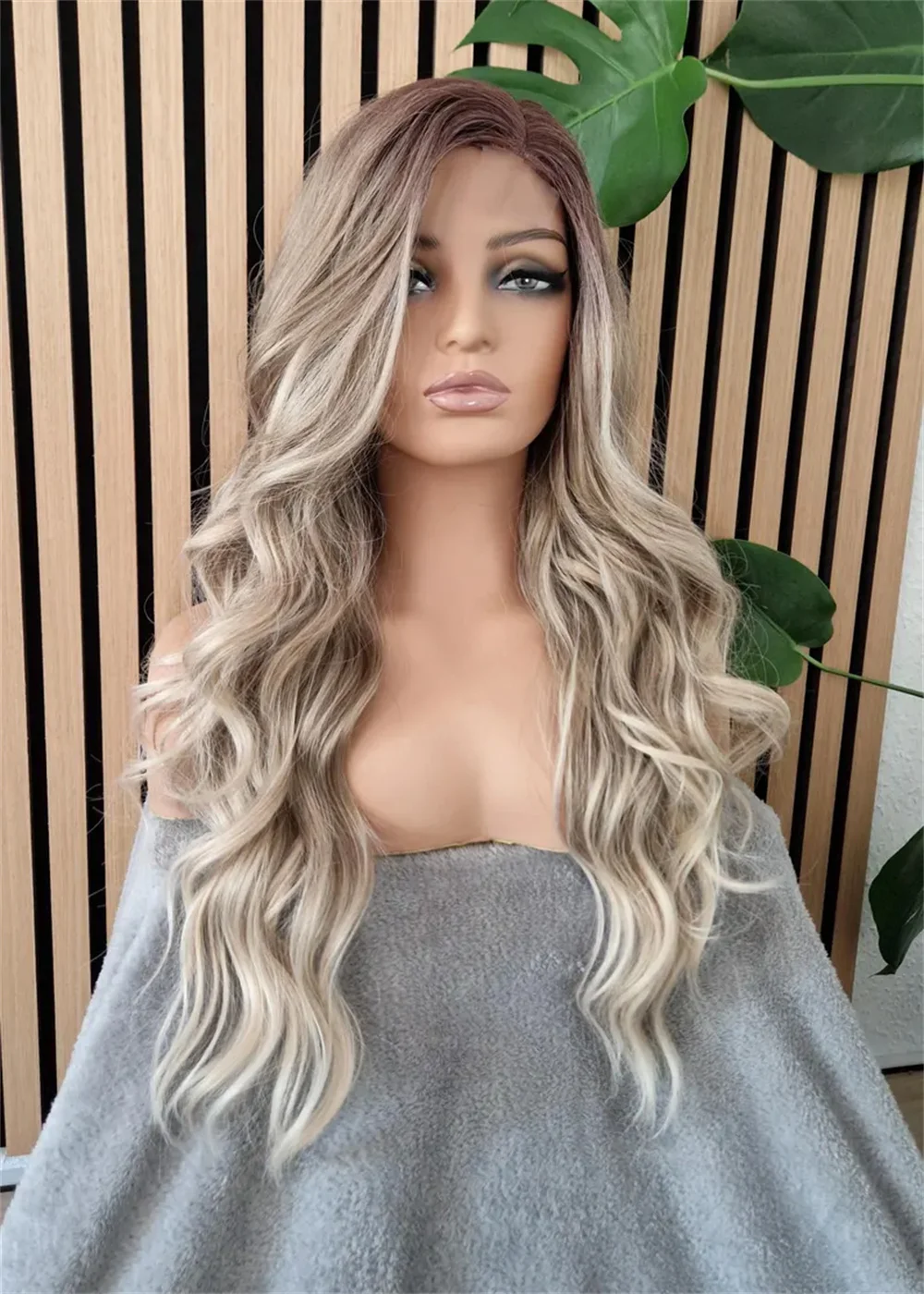 

Невидимый прозрачный парик шнурка, парик Balayage Blonde с темными корнями, синтетические блики, свободная часть, парики фронта шнурка для женщин, 28 дюймов