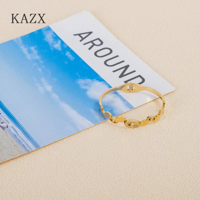 

KAZX Fashion Wavy Cutout Heart Stainless Steel Bracelet Multi Round Gold Tone Hypoallergenic for give a gift