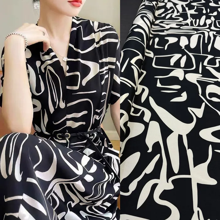Black & White Abstract Geometric Print Silk Stretch Crepe De Chine Fabric Mulberry Silk Material for Dresses
