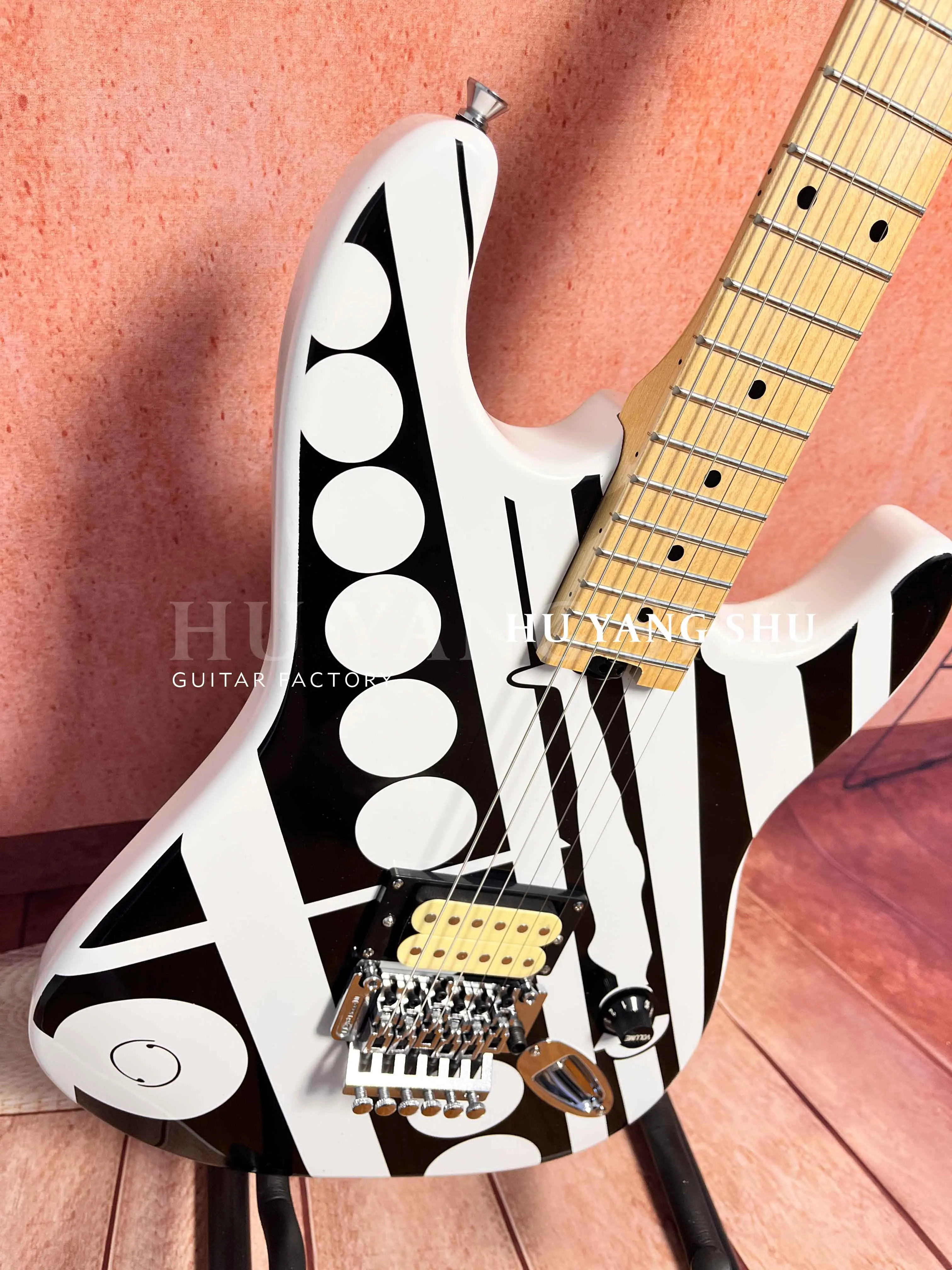 Electric Guitar White Striped Series Circles Black Maple Fretboard FR Bridge free shipping