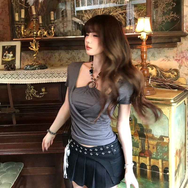 Ladies Cute and Hot Summer Beaded Halter Neck Short Sleeve Mock Two-Piece Top Slim Fit Figure-Flattearing Unique