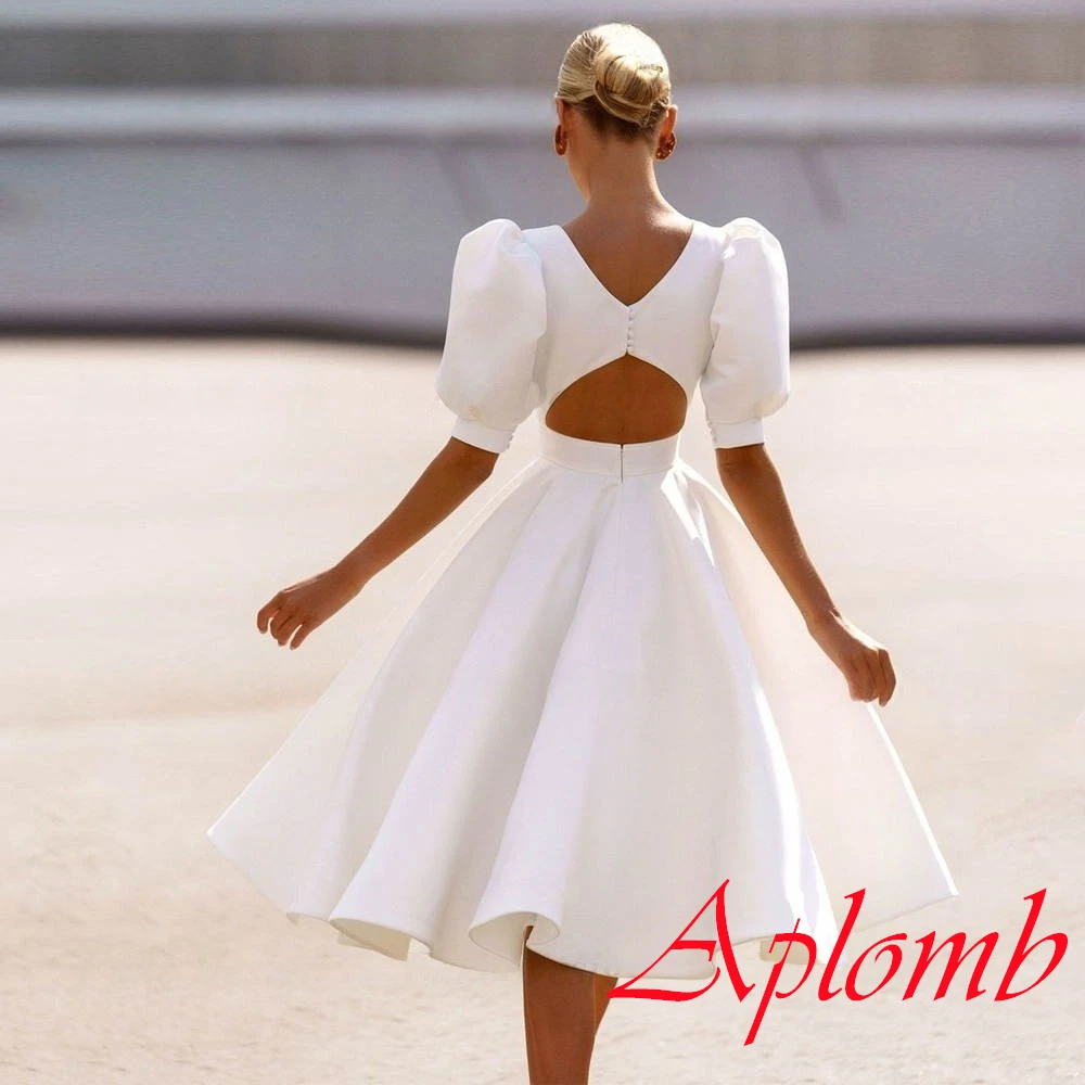 맞춤형 우아한 화이트 새틴 웨딩 드레스 고품질 크루 넥 하프 슬리브 신부 가운 코트 트레인 지퍼 백 드레스