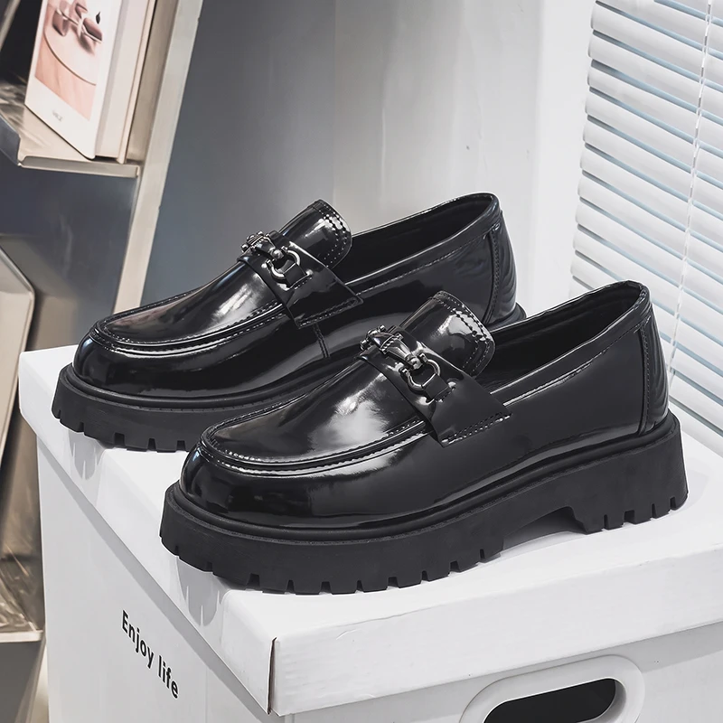 Men Horsebit Loafers Glossy Finish Matte Texture Chunky Lug Sole Slip On Dress Shoes Retro Business Casual Footwear