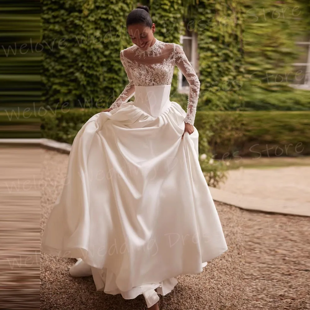 Charming A Line Women's Lace Appliques High Neck Satin Wedding Dresses Robe De Mariée Customized Bride Gowns Vestido De Novia