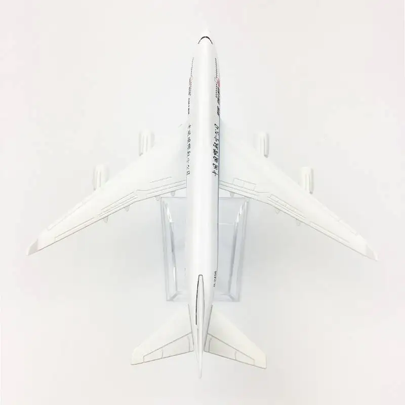 1/400 scale 16cm Air China B747 Diecast Metal Airplane Model Kit with Stand for Aviation Enthusiasts Gift Collection Display