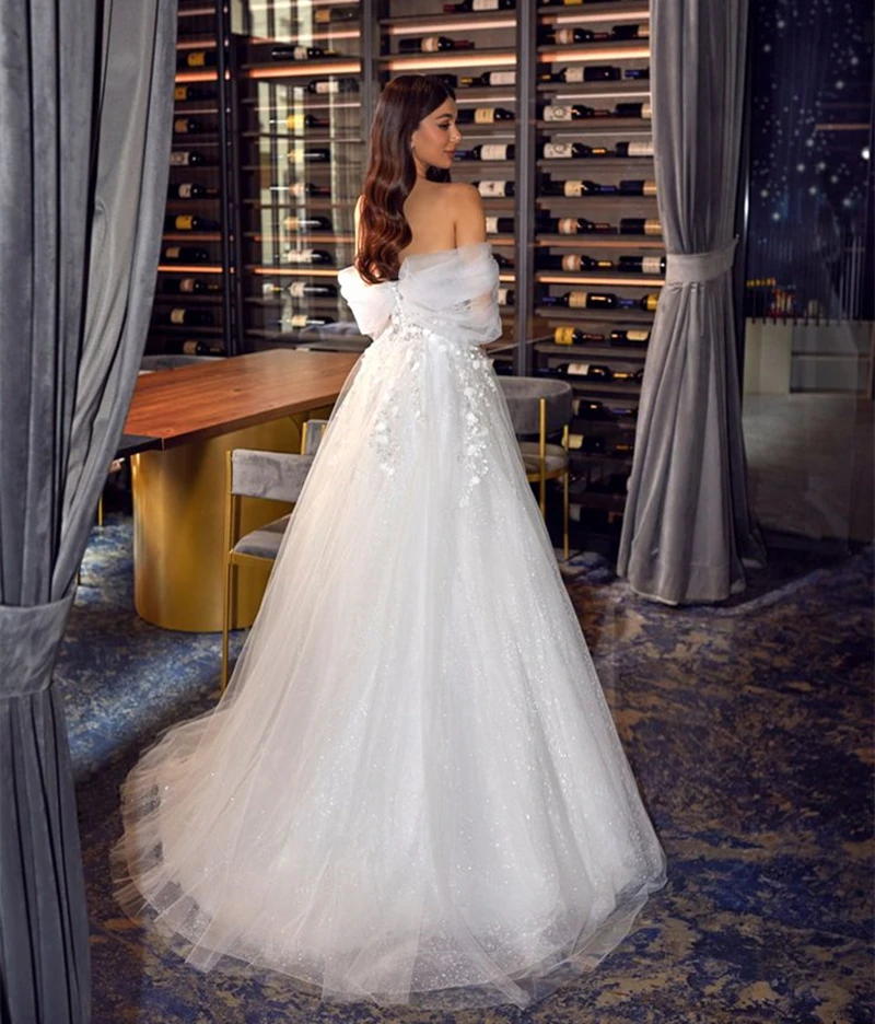 オフショルダー ボヘミアン ウェディングドレス レースアップリケ Aライン ロング チュール ブライダルガウン バックボタン アイボリーホワイト ベスティド・デ・ノビア