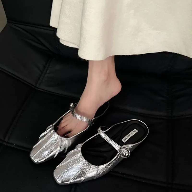 

2025 Spring Summer Women Mules Slippers Shoes Fashion Cover Toe Slip On Slides Casual Street Style Flats Shoes