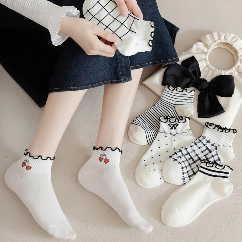 Women Socks Cotton Short Middle Tube Female Spring Summer Absorbent Breathable Japanese Sweet Style Lolita Invisible Ruffle Sock