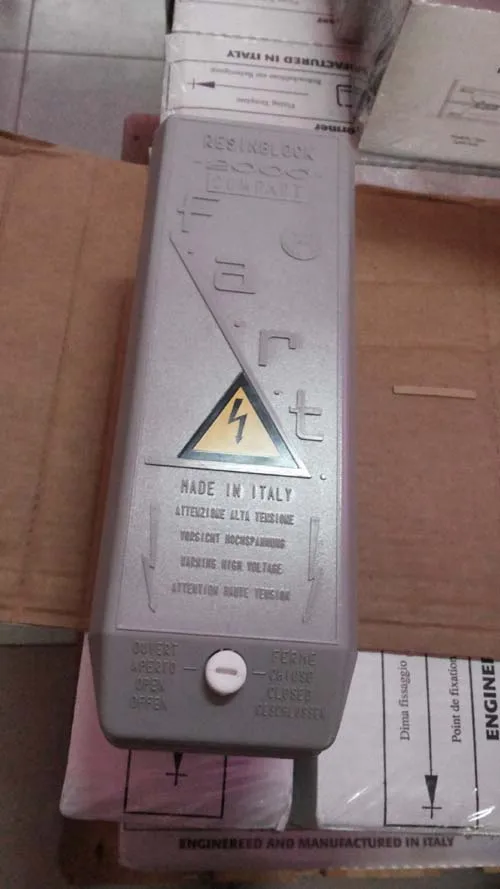 

Индуктивность утечки Холодный катод Лампа 10 000 В 60 мА Инверторы