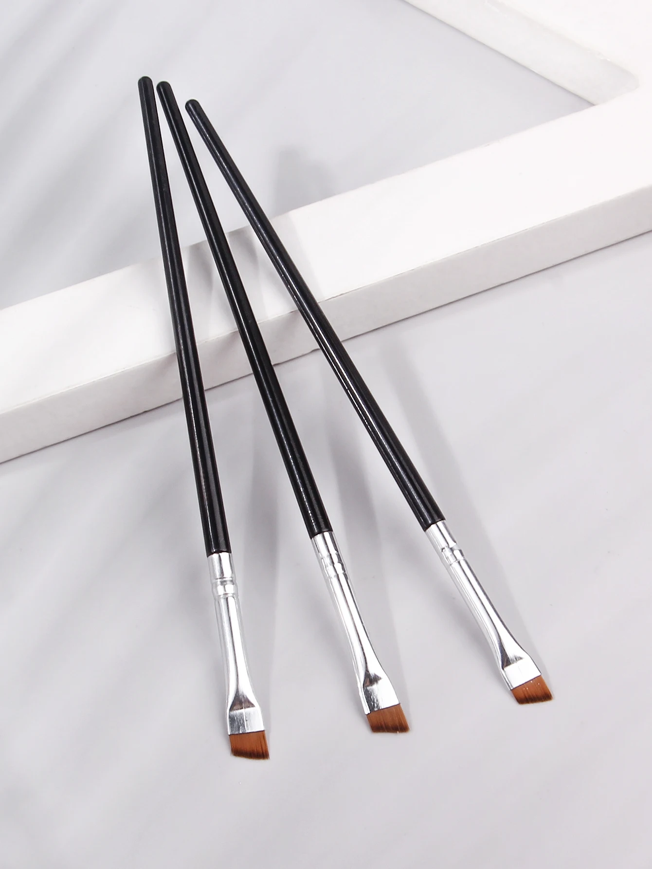 Extremely Useful! 3pcs Oblique Blade Eyeliner Brush Under the Eyelids to Lying Silkworm Makeup Brush Eyebrow Brush Detail Brush