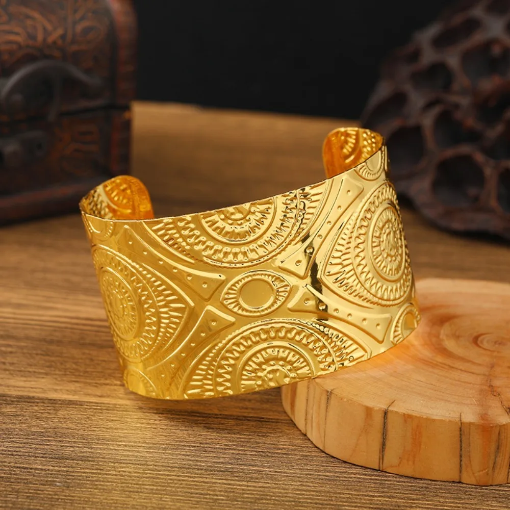 Dunhuang Golden Wide Bracelet Ethnic Vintage Dai Style Bracelet Jewelry Ancient Bohemian Bangles The Water-Sprinkling Festival