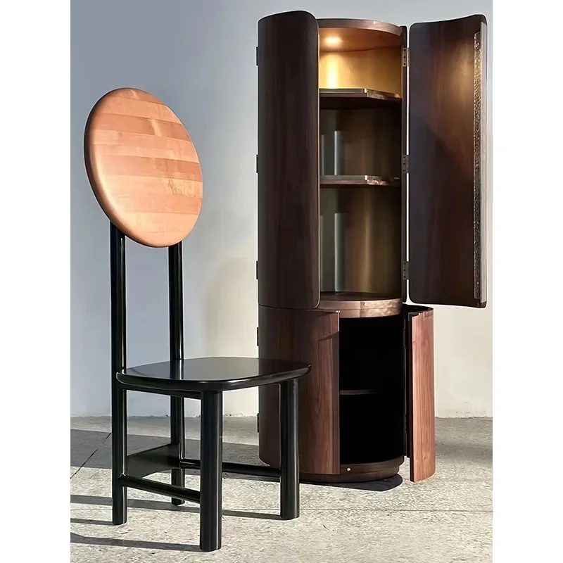 Light luxury solid wood round wine cabinet artistic designer high-end bar cabinet with lamp double door dining side cabinet