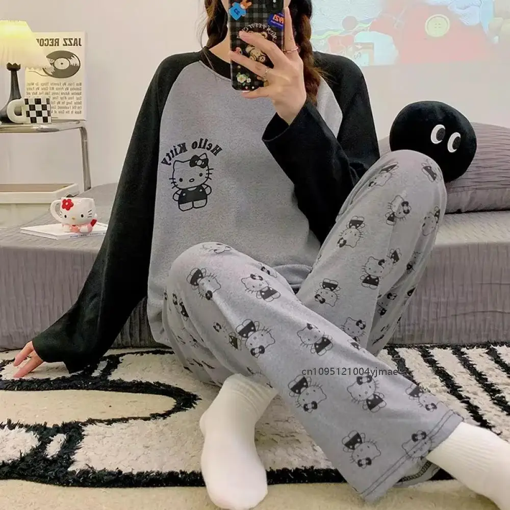 

Комплект из 2 шт., штаны с длинными рукавами и принтом Hollo Kitty, свободный повседневный женский комплект в стиле аниме Sanrios, домашняя одежда, пижамы, футболка, брюки