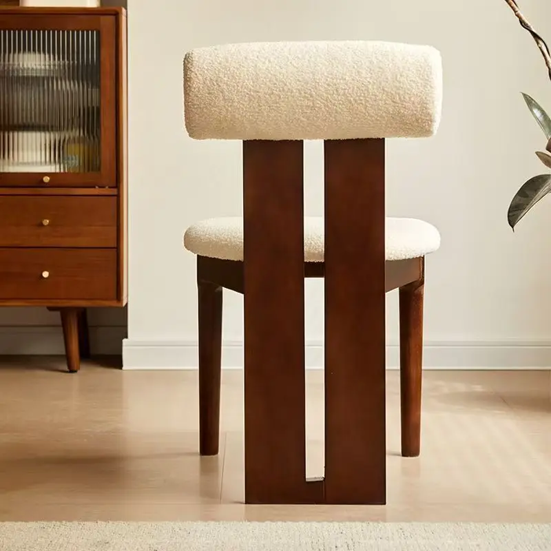 كرسي طعام من الخشب الصلب بتصميم فرنسي عتيق من الشمال - كرسي فرس النهر بمسند ظهر عتيق في منتصف القرن للمنزل وغرفة المعيشة والزينة