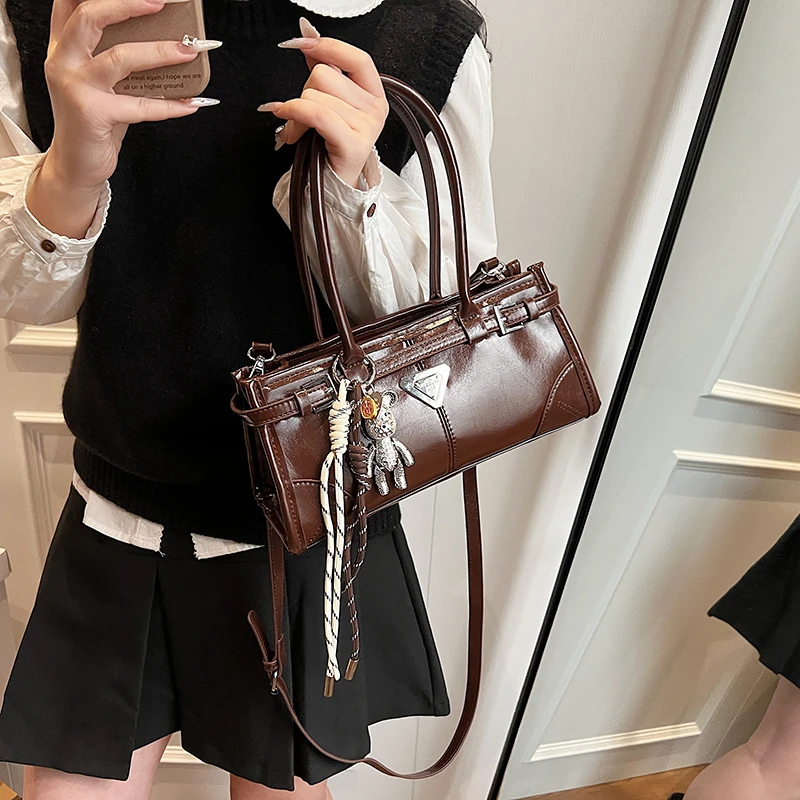 

Exquisite Trendy Crossbody Bag - Modern Niche High-End Versatile Design Suits Women's Sweet Retro Casual Fashionable Use