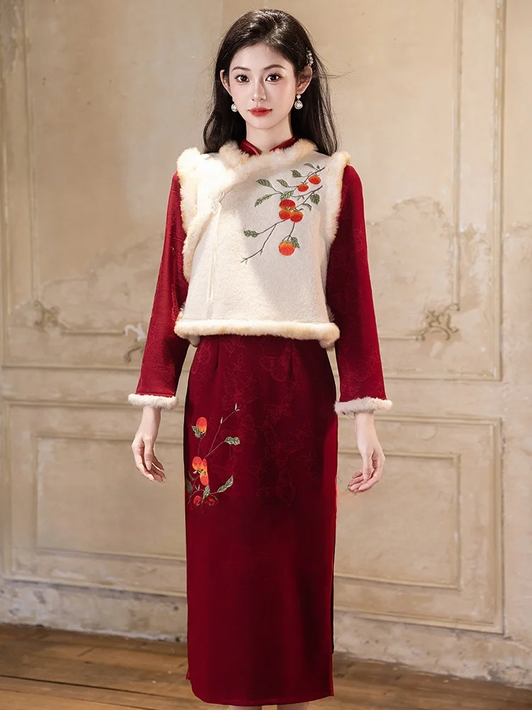 qipao-rosso-invernale-in-pile-caldo-nuovo-modello-autunno-inverno-2026-qipao-cinese-migliorato-a-maniche-lunghe-midi-per-il-nuovo-anno