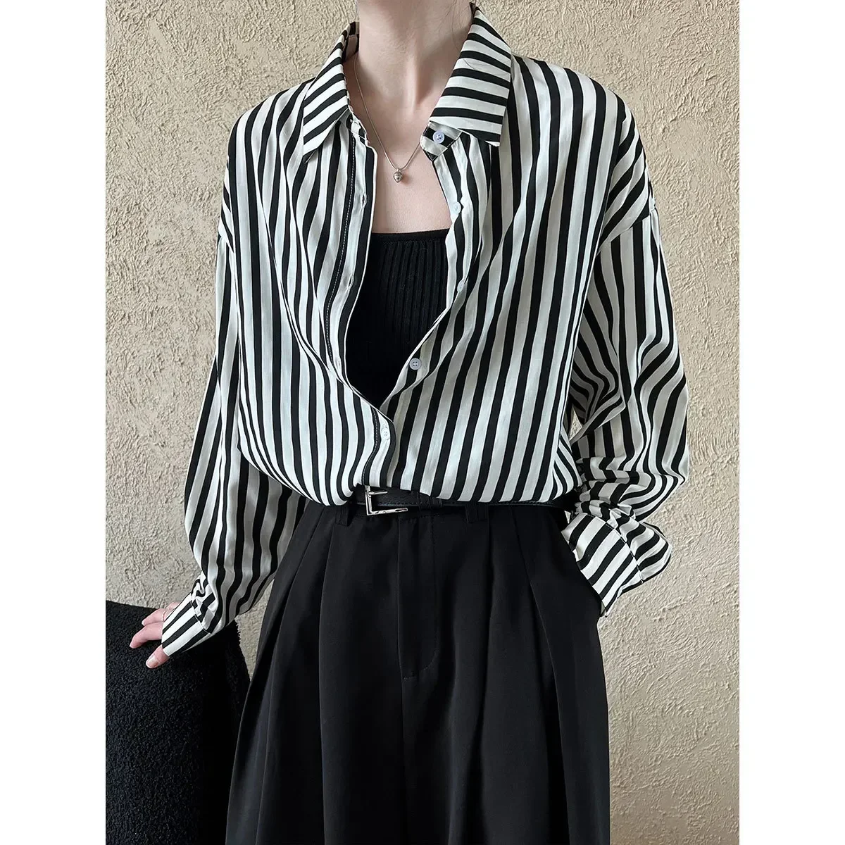 Classic vertical striped silhouette shirt for women 2024 autumn high-end and temperament loose shirt