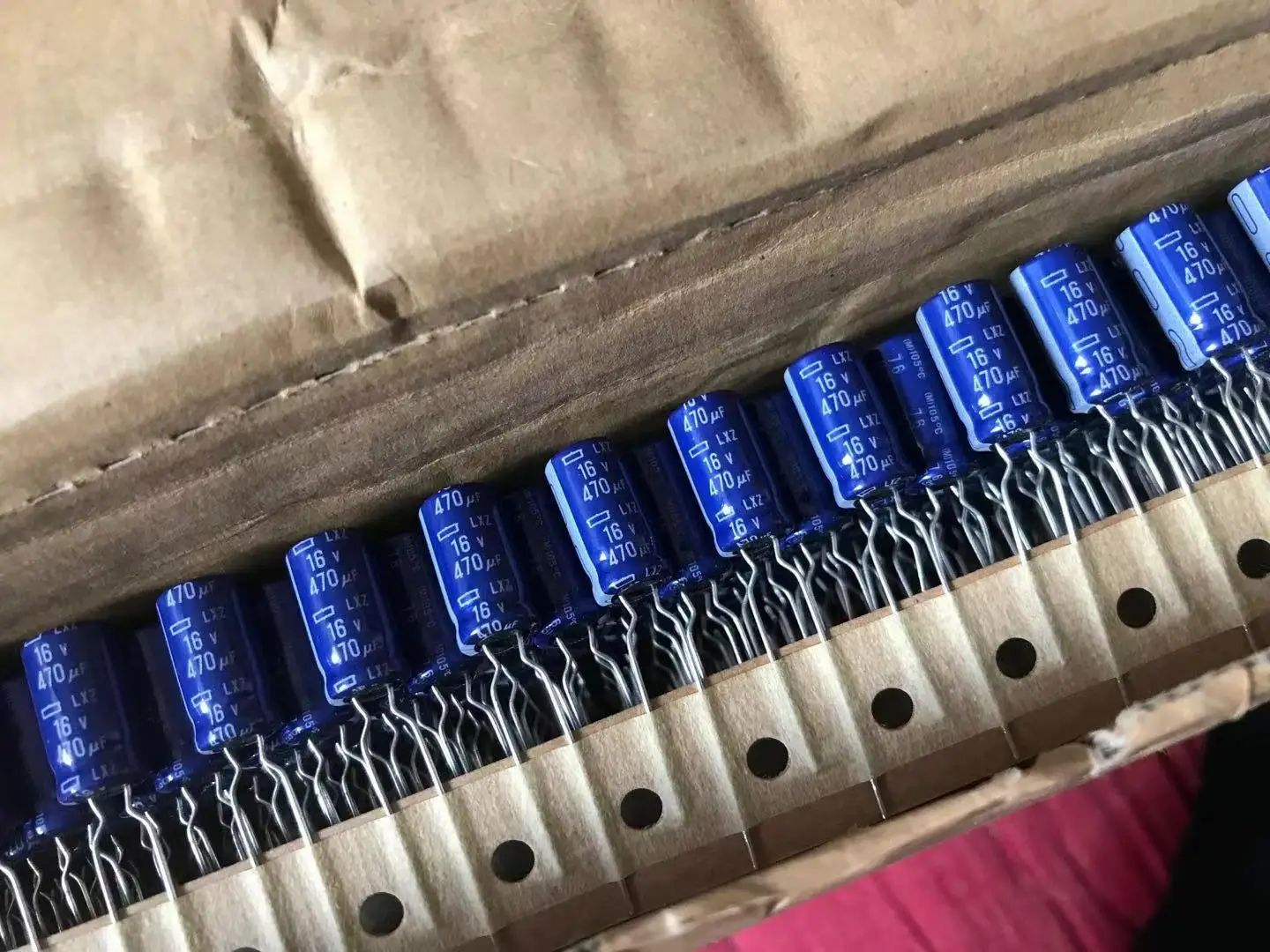 سلسلة NIPPON nxz فائقة المقاومة ومكثف كهربي من الألومنيوم ، 16 فولت ، من من من من من نوع LXZ ، 8x15 ، جديد ، 10