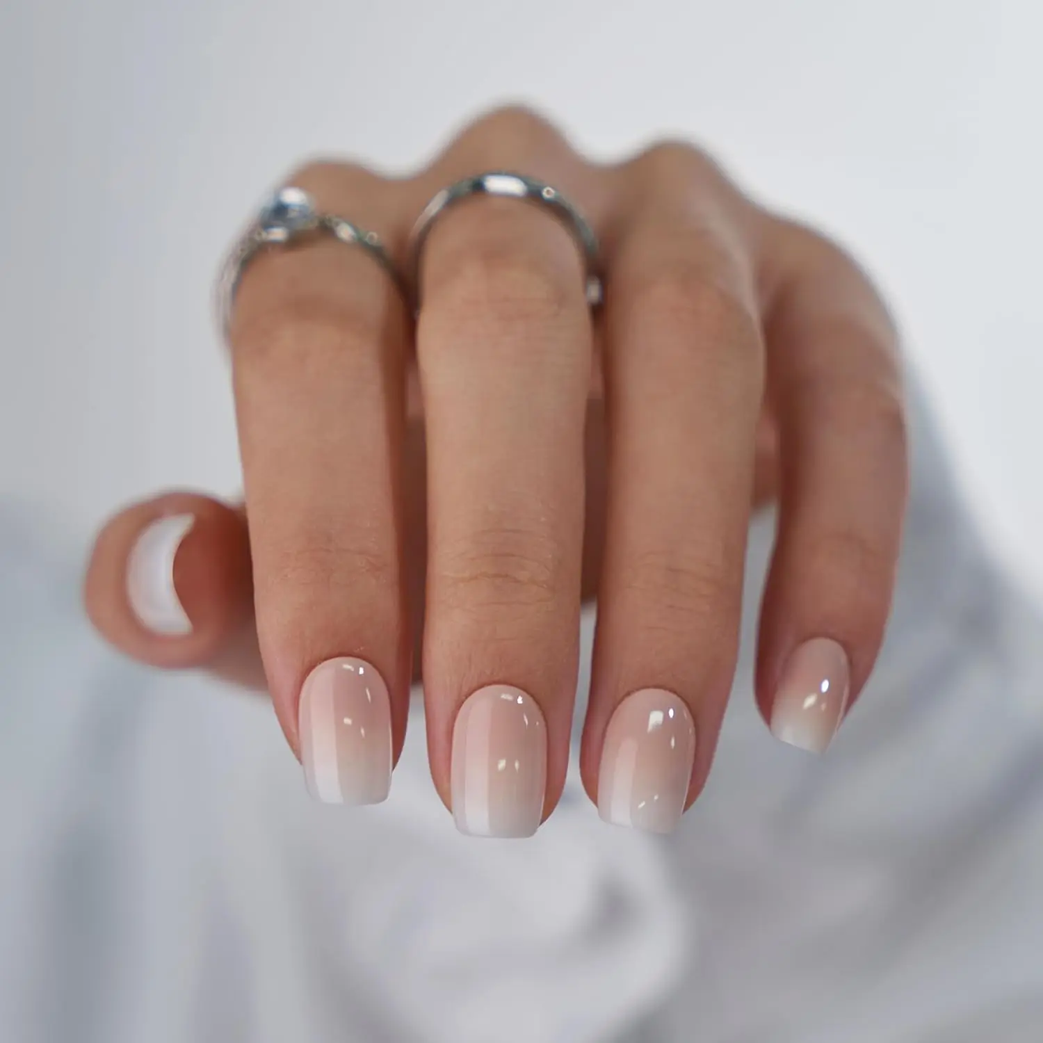 

Square Ombre Press On Nails - Soft Gel Short with Glue, 16 Sizes, 32 Reusable Fake Nails Kit in Vanilla Cream