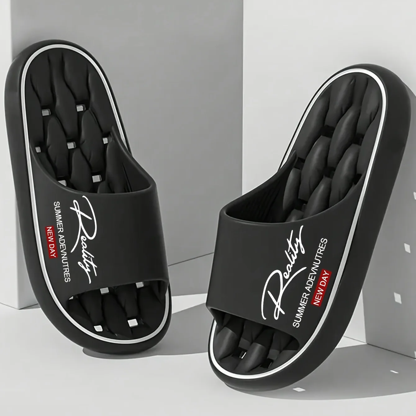 Summer innovative design EVA men's shoes, soft and lightweight home slippers, suitable for indoor and outdoor leisure activities