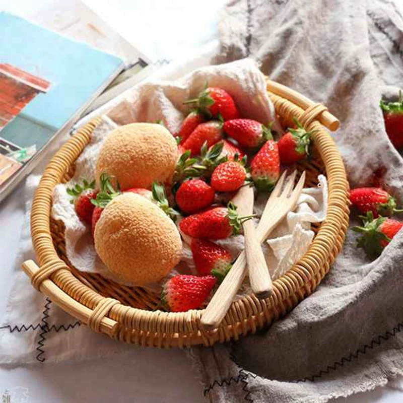 Hand Woven Handmade Rattan Storage Tray Round Basket With Handle Bread Fruit Storage Tray Dessert Basket