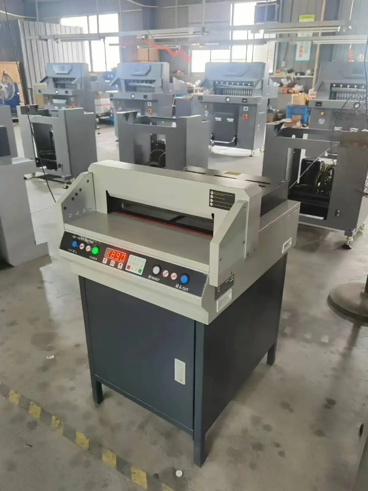 450VS+ Program Paper Cutting Machine Electric guillotine 450 paper cutter