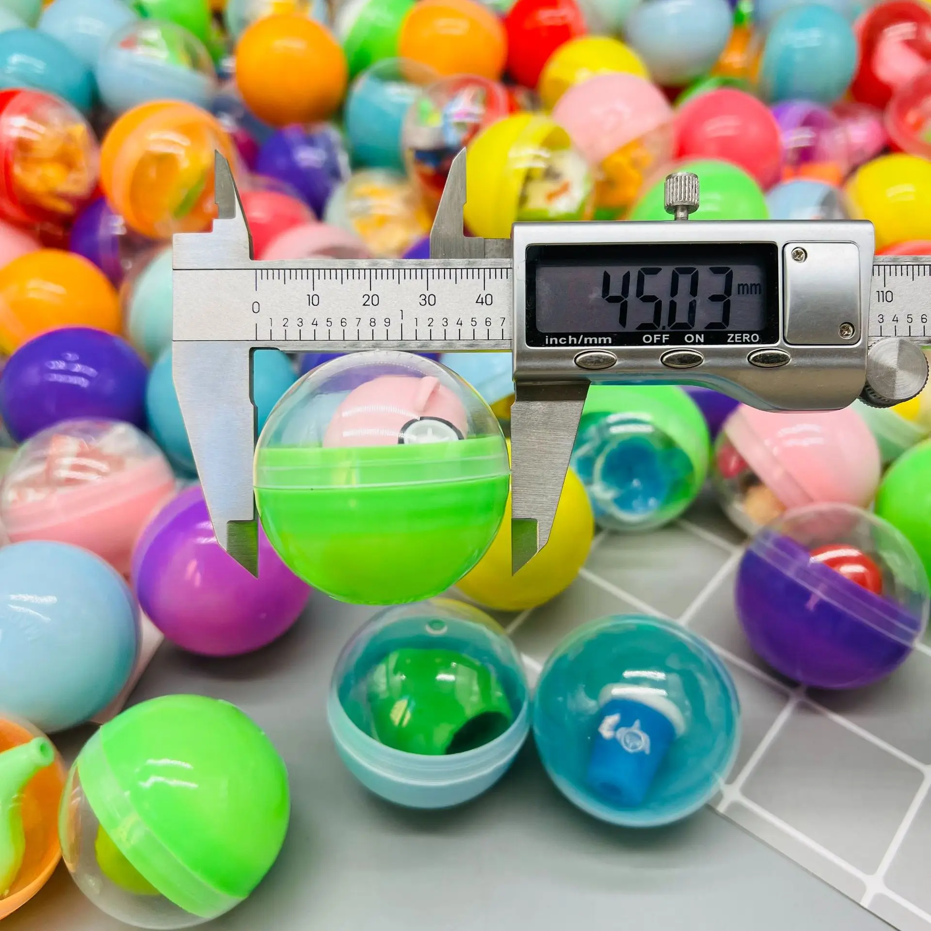 

45 мм детский мини-игровой автомат со смешанными когтями, сюрприз, витое яйцо, капсульный шар для торгового аркадного журавля, подарок