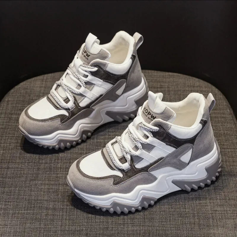 High Top Sports Women\'s Shoes 2024 Autumn New Item Thick Sole Height Increasing Casual Versatile Sports Vulcanized Single Shoe
