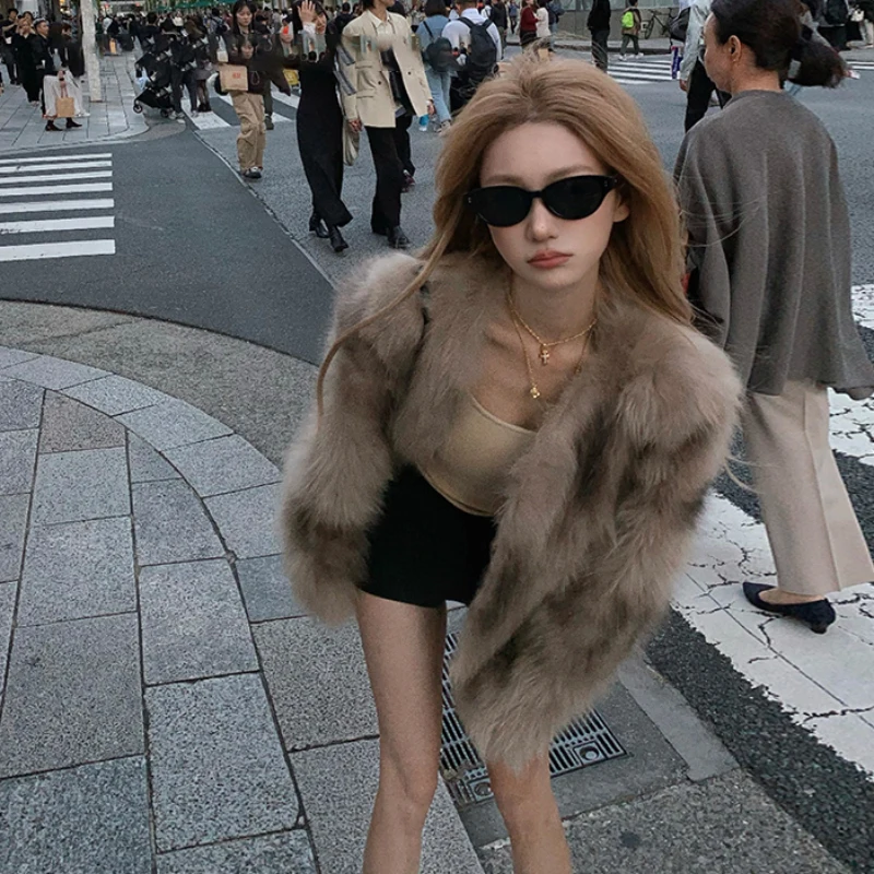 Women's Faux Fur Blended Fur Fall/Winter Long Sleeve V-Neck Korean Clothing Winter Wear Slim Fit Fashion Women Coat