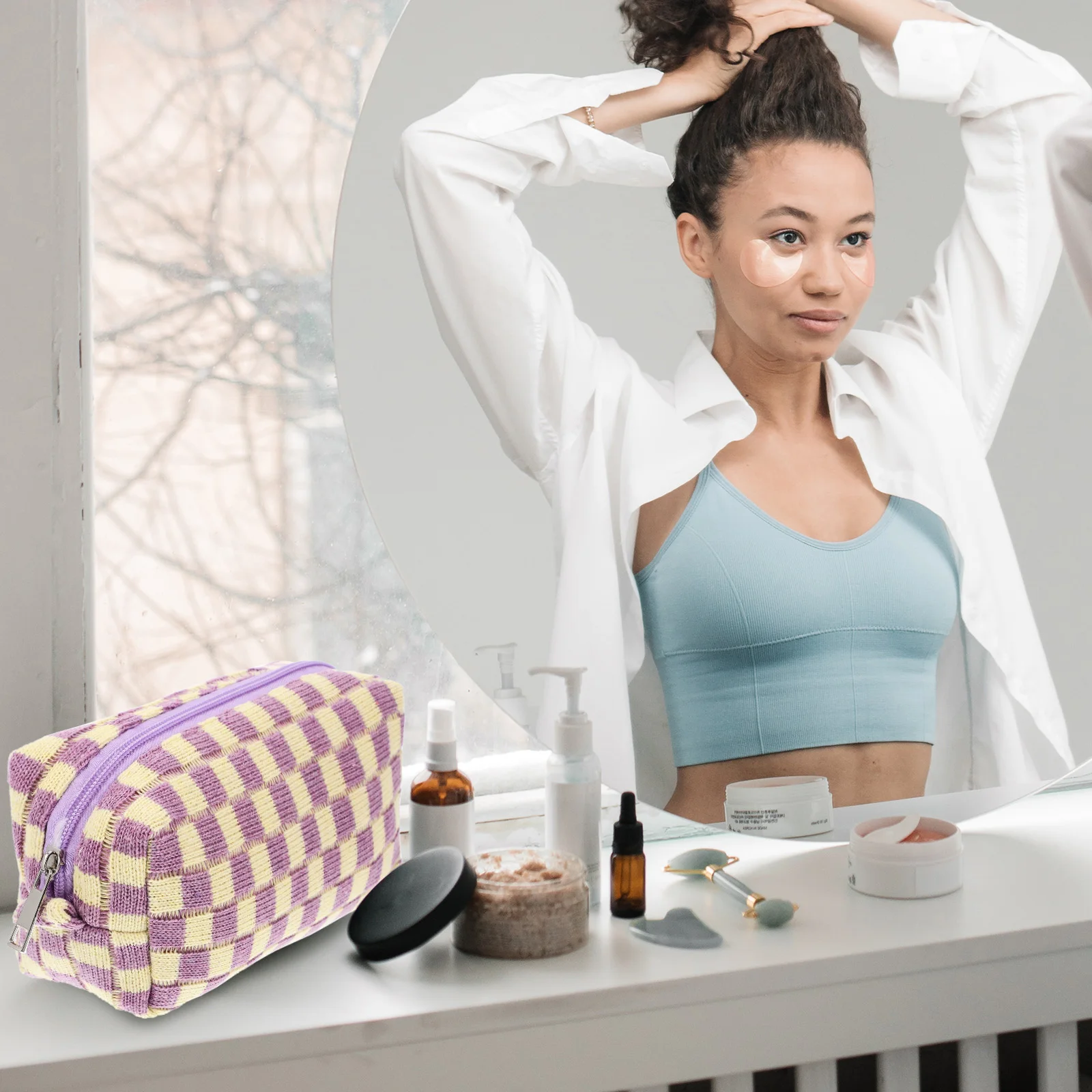 

Delicate Blue White Checkered Woolen Yarn Cosmetic Bag Large Capacity Knitted Travel Toiletry Organizer Portable Makeup Pouch