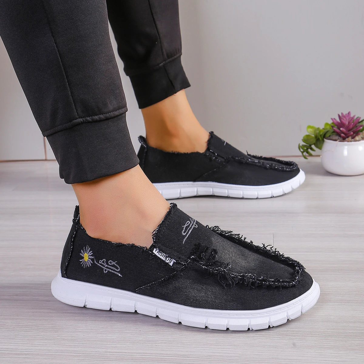 Women's Washed Canvas Slip-On Loafers with Frayed Trim, Casual Distressed Lightweight Flat Shoes, All-Day ComfortDaily Sneakers