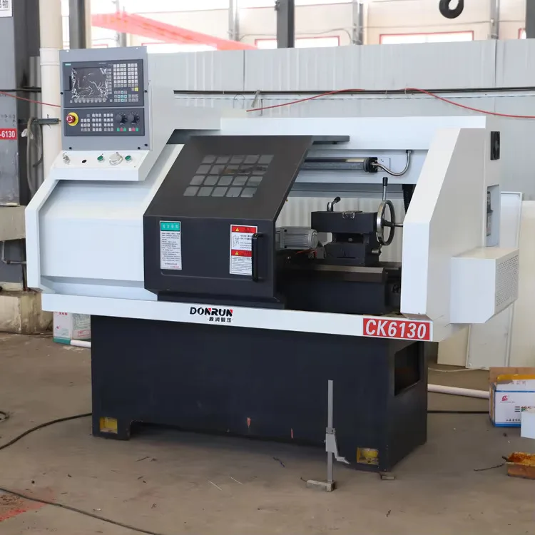 Horizontal Ck6130 Turning Center CNC Lathe Hine