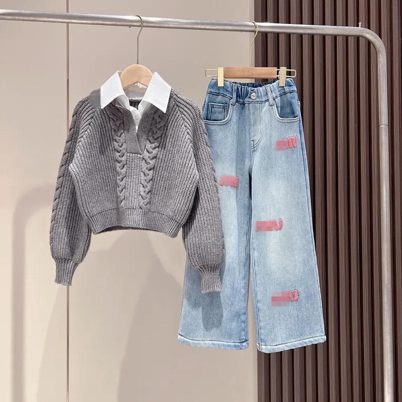 Girls' Autumn/Winter Set New Style Children's Casual Knitwear with Fashion Embroidery Jeans Set