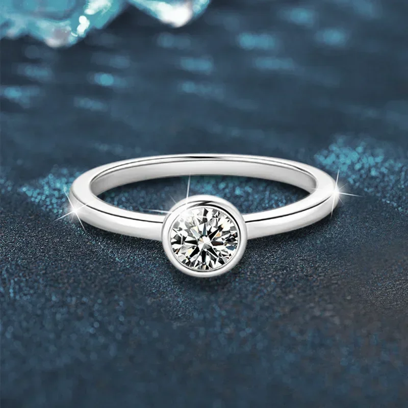 

Ins Style 0.3 Carat Moissanite Simplicity Ring for Women Diamond Rings, Pt950 Platinum Wedding Sparkling Rings Fine Jewelry Gift