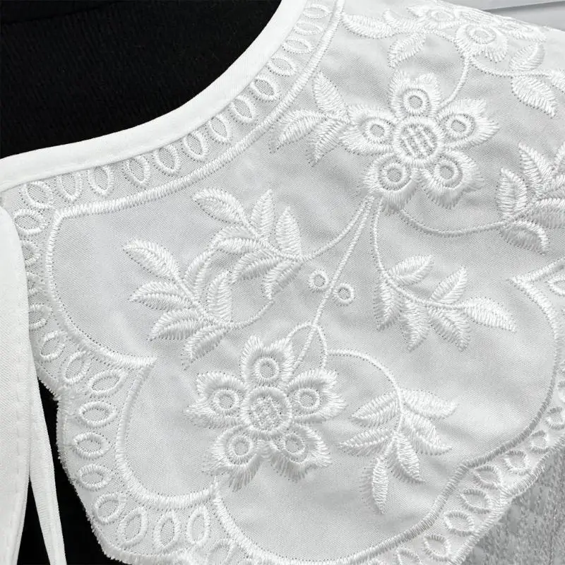 Decorative Shoulder Collar with Embroidery and Fringe Trim Detail False Collar 6XDA