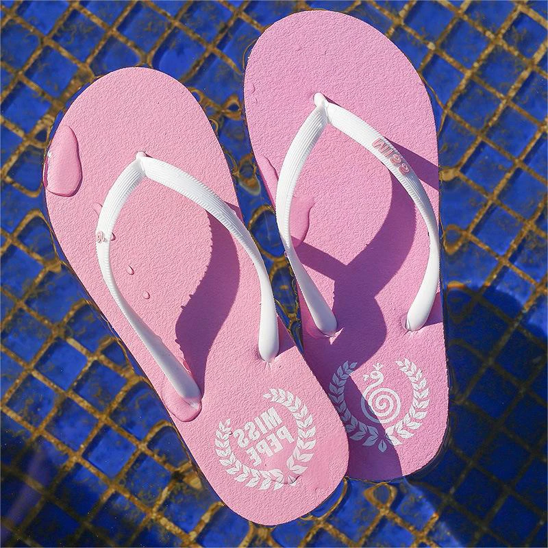 Flip-flops For Women's Summer Outer Wear, Non-slip, Comfortable Flip-flops, Simple Seaside Beach Flip-flops, Flat Sandals