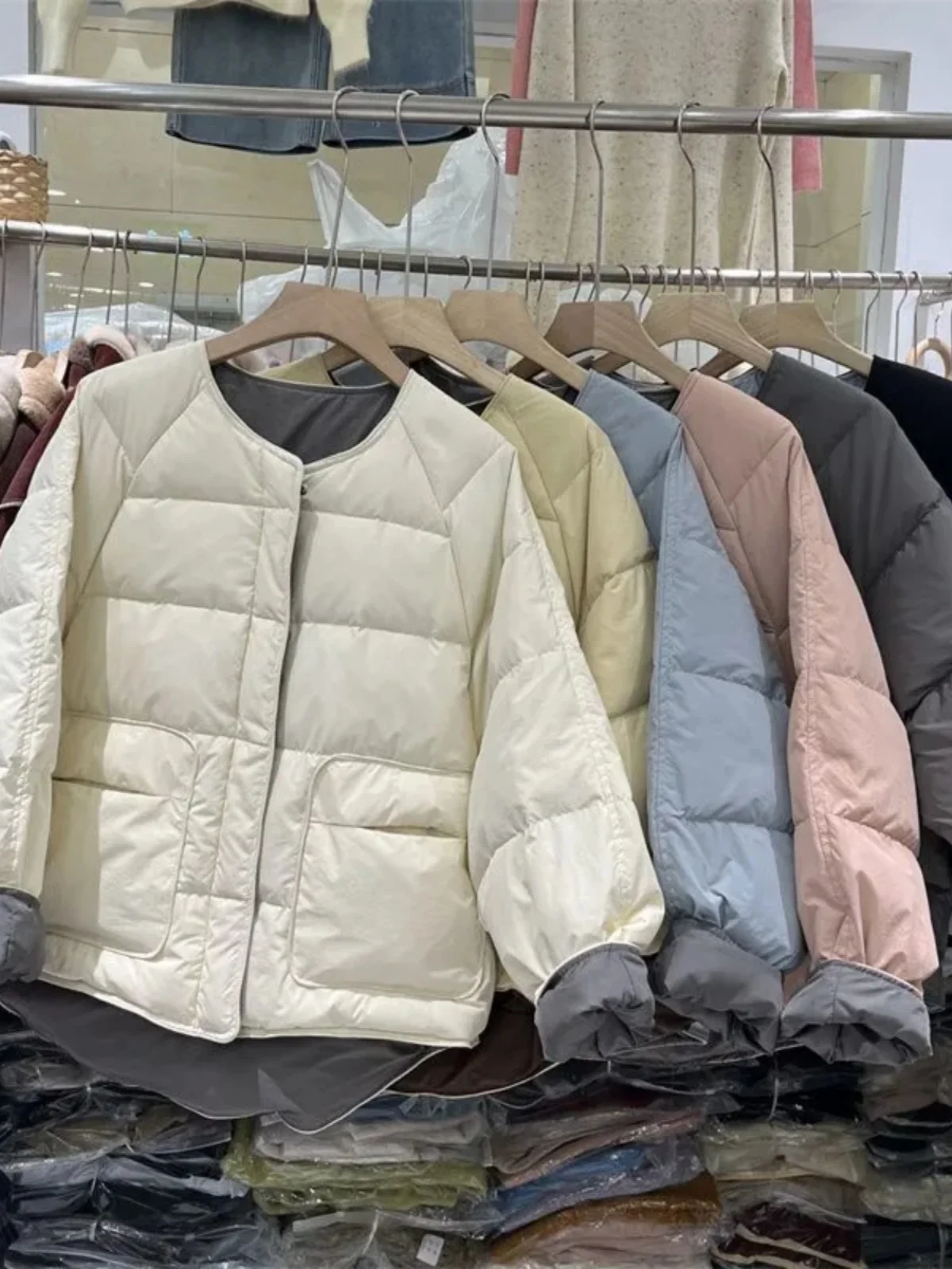 

Korean Style Loose Warm Color Block Short Cotton Jacket Women's Fashionable Winter Outerwear Versatile All-Season Coat
