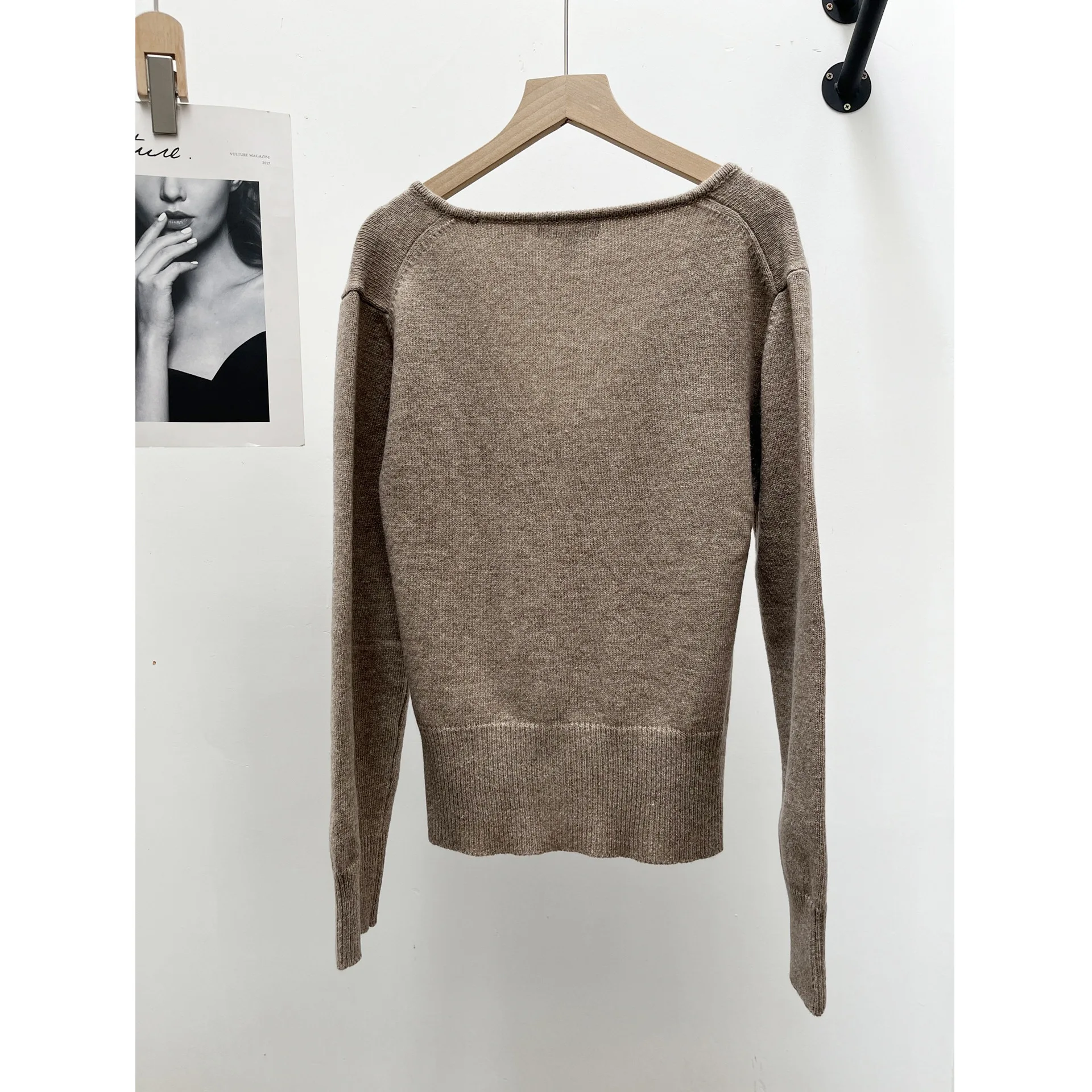 New Female Sweater Knitwear Chinese Style Knot design for Women's clothing,Soft Women's Wool blend V-neck knitted Cardigan