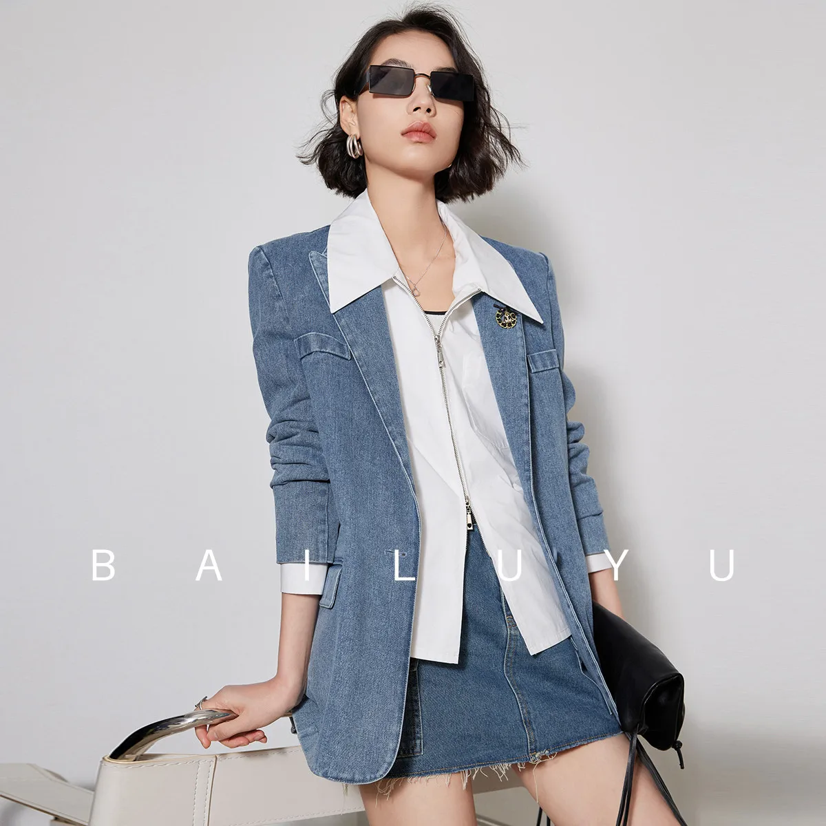 LOUIS YAO Denim Blazer Suit Retro Style Elegant Light Color Coat 2024 Spring Autumn Turn Down Collar Long Sleeve Loose Coat