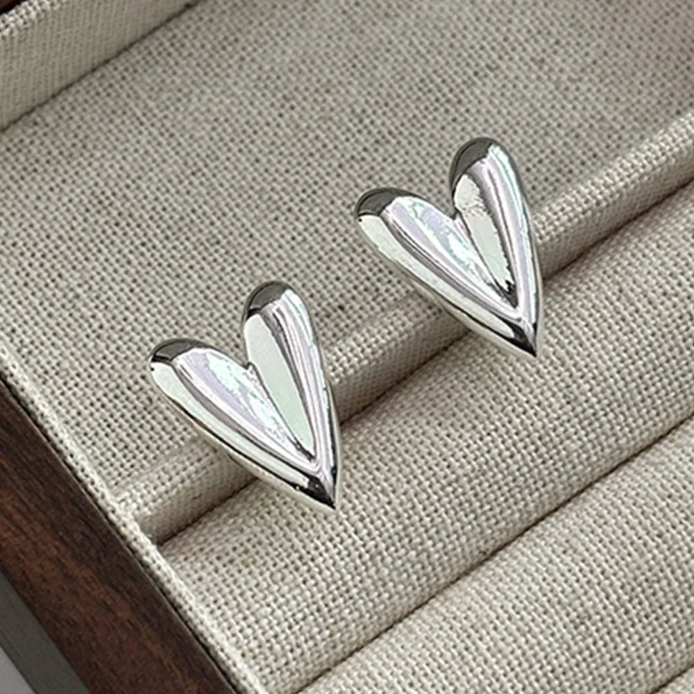 

Женские серьги BF CLUB из стерлингового серебра 925 пробы, модные простые серьги в стиле ретро с сердечками, ювелирные изделия, аксессуары для вечеринок с аллергией