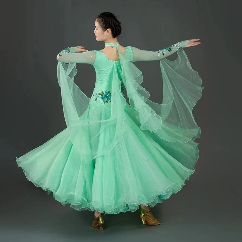 Big Swing Green Ballroom Dance Competition Dress con strass valzer Dress Social Sance Dress Rumba Dance Costumes Ball Gown