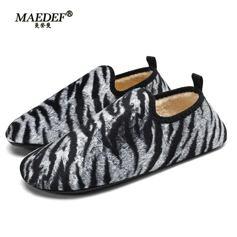 

MAEDEF Winter Cotton Shoes for Men Indoor Warm Plush Footwear Light Non-Slip Casual Couple Shoe Soft Comfortable Men Women Shoes