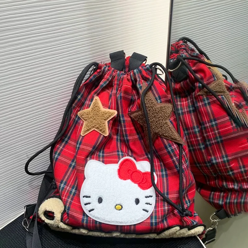 Sanrio Hello Kitty zaino rosso carino Y2k Kawaii Star Plaid borsa a tracolla con coulisse borsa a tracolla Casual ad alta capacità per le donne