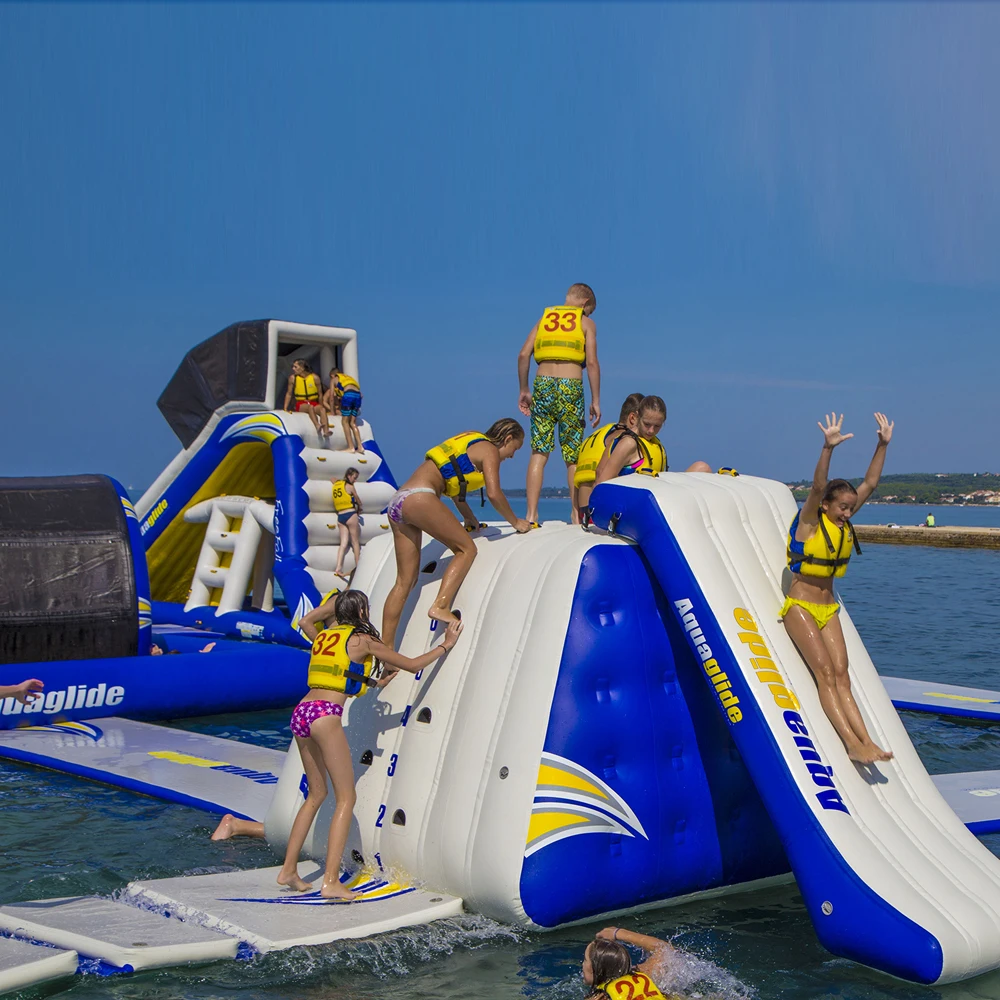 Customizable Large Inflatable  Aqua Sports Bouncer Castle New Design Floating Water Park for Amusement by Sea or Lake