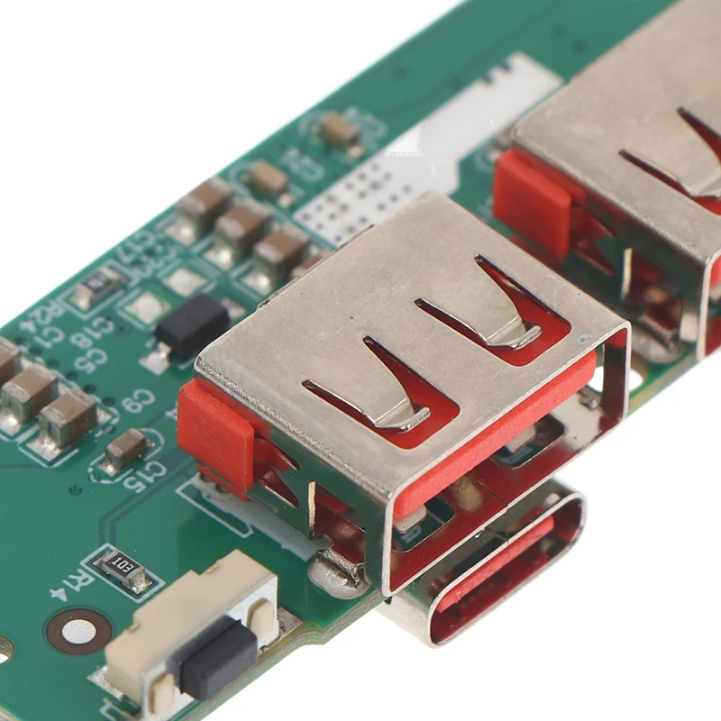 

Multiple Interface Designs 22.5W Fast Charging Module Power Bank Motherboard With Digital Display