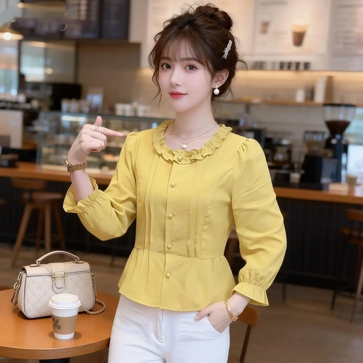 Spring Fashion round Neck Lace Trim Long Sleeve Shirt Short Style Outerwear Slimming Belly Cover Younglooking French Style Lo...