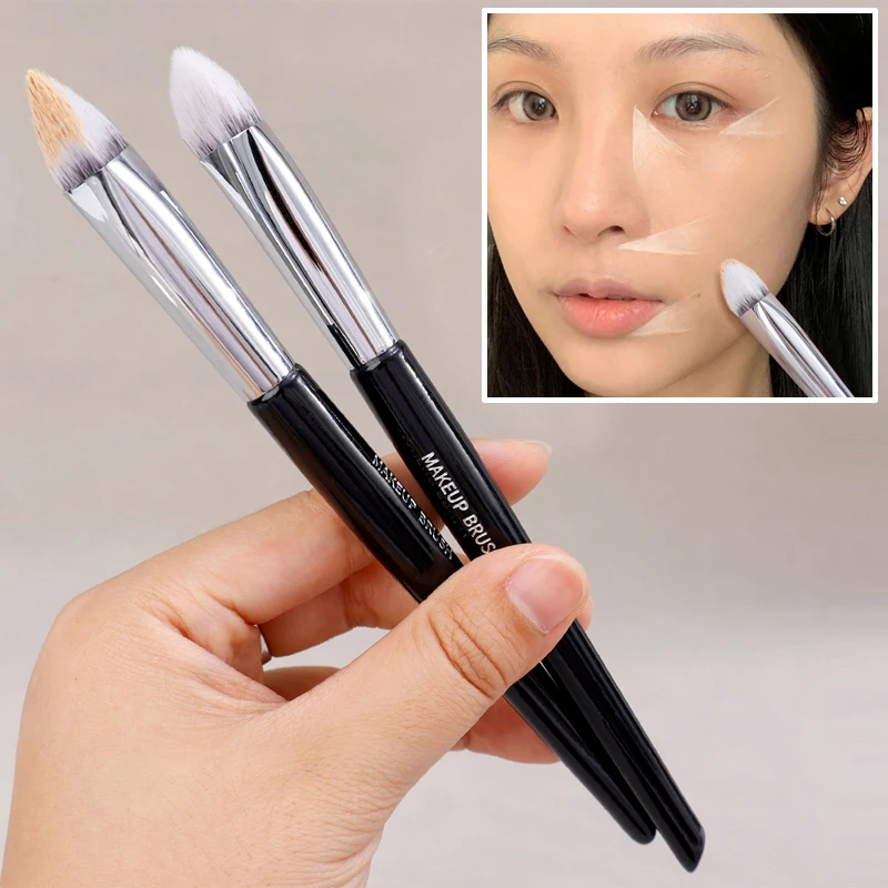 プロフェッショナルトライアングルコーンメイクブラシカバーダークサークルファンデーションコンシーラーブラシ化粧品フェイスディテールブラシ美容ツール