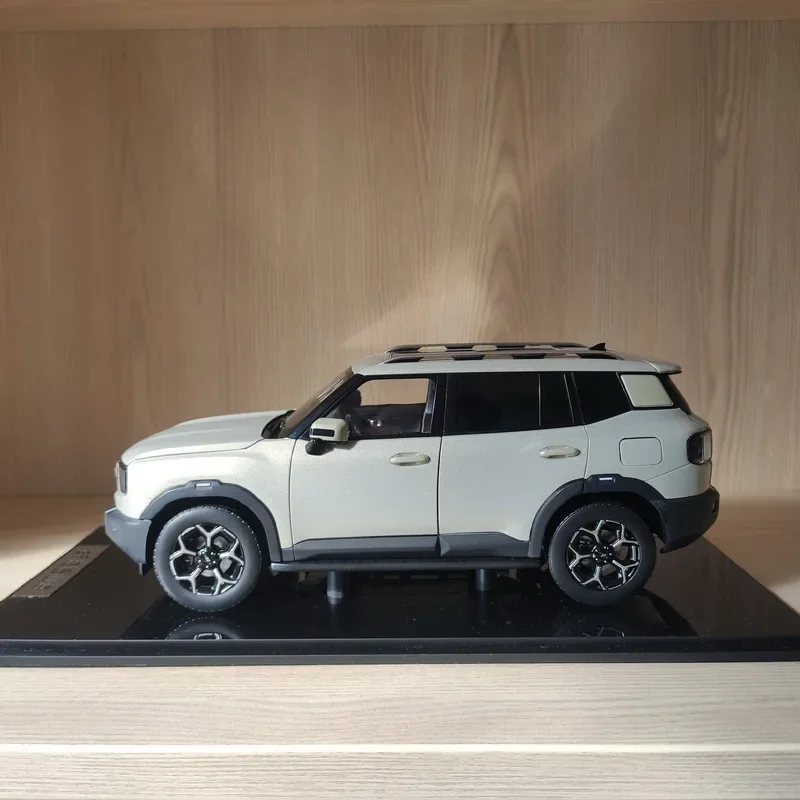 JETOUR T1 شانهاي جبل البحر سبيكة سيارة نموذج منضدية الديكور رمادي أخضر جمع عرض شيري SUV 1:18