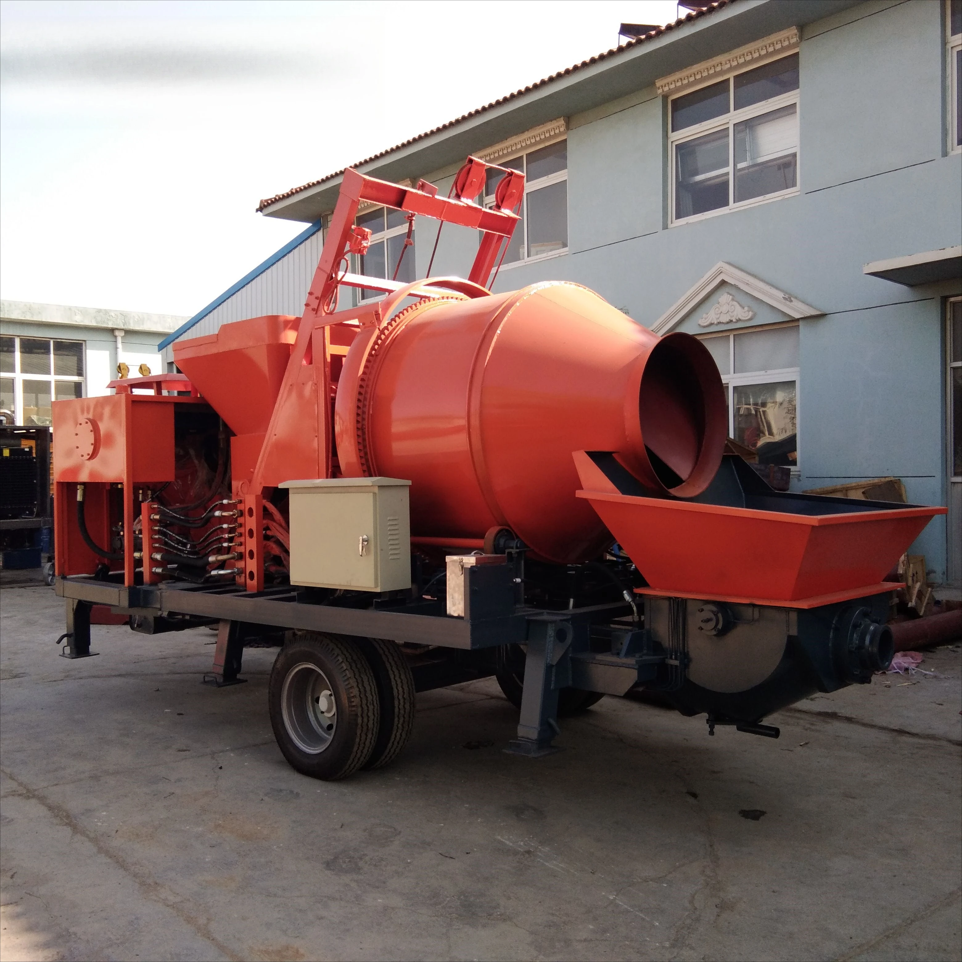 Small  Concrete Mixing and Conveying Pump Low Price Maximum Vertical Conveying Distance 350m Diesel Engine for Sale