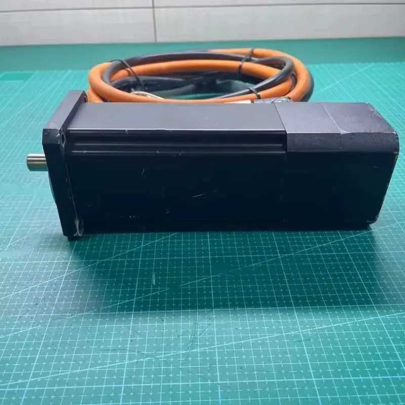 

Абсолютно новый оригинальный серводвигатель 8LVA13.B1030D000-0 8LSA35.EA060D000-0 8LVA22.B1030D000-0